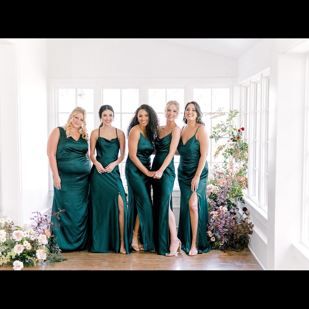 EUC Revelry Emerald Billie Satin Dress - worn once!